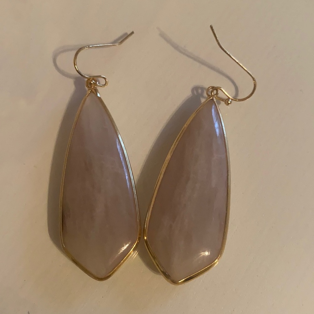 Elegant crystal earrings with gold